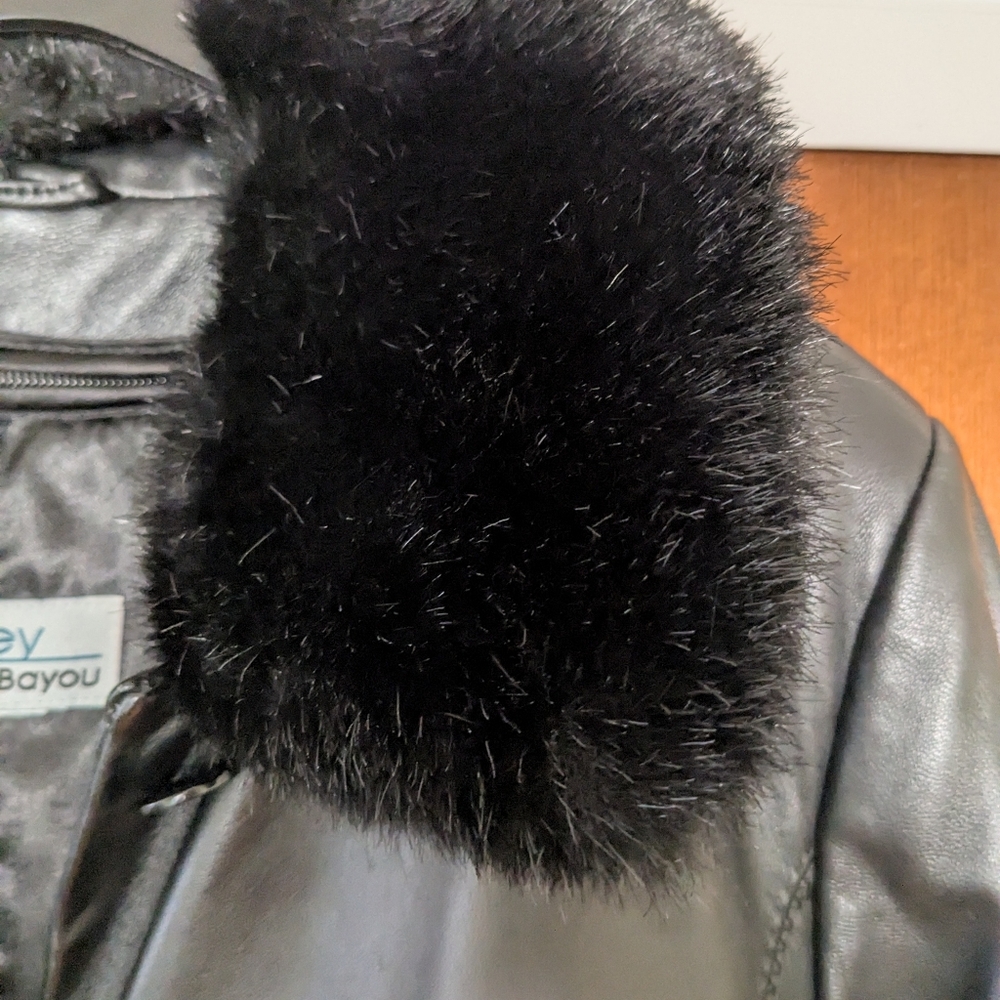 Vintage 90s grunge black leather fur collar full length trench coat button down - Picture 2 of 11